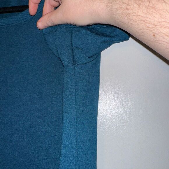 Danskin Women’s Small Super Soft Short Sleeve Shirt Dark Teal Blue EUC - Picture 4 of 9